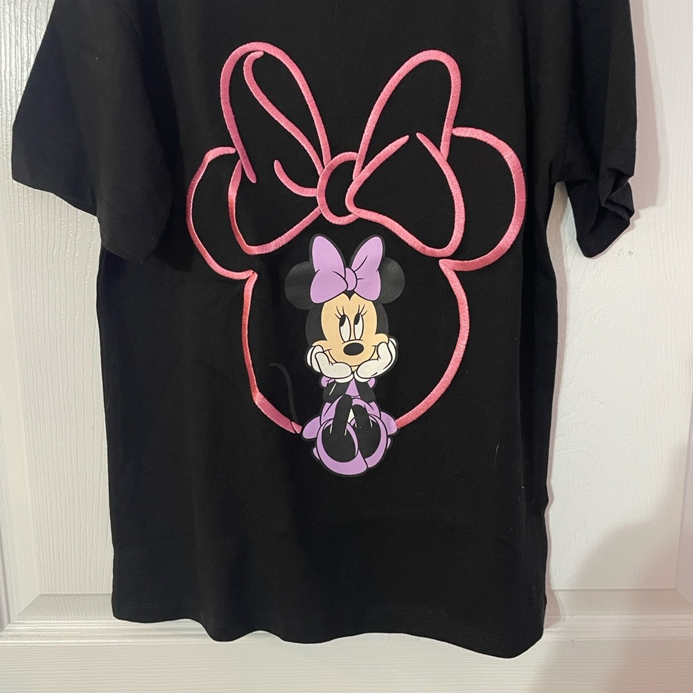 Disney Child’s T Shirt  Minnie Mouse Large(8-10) New